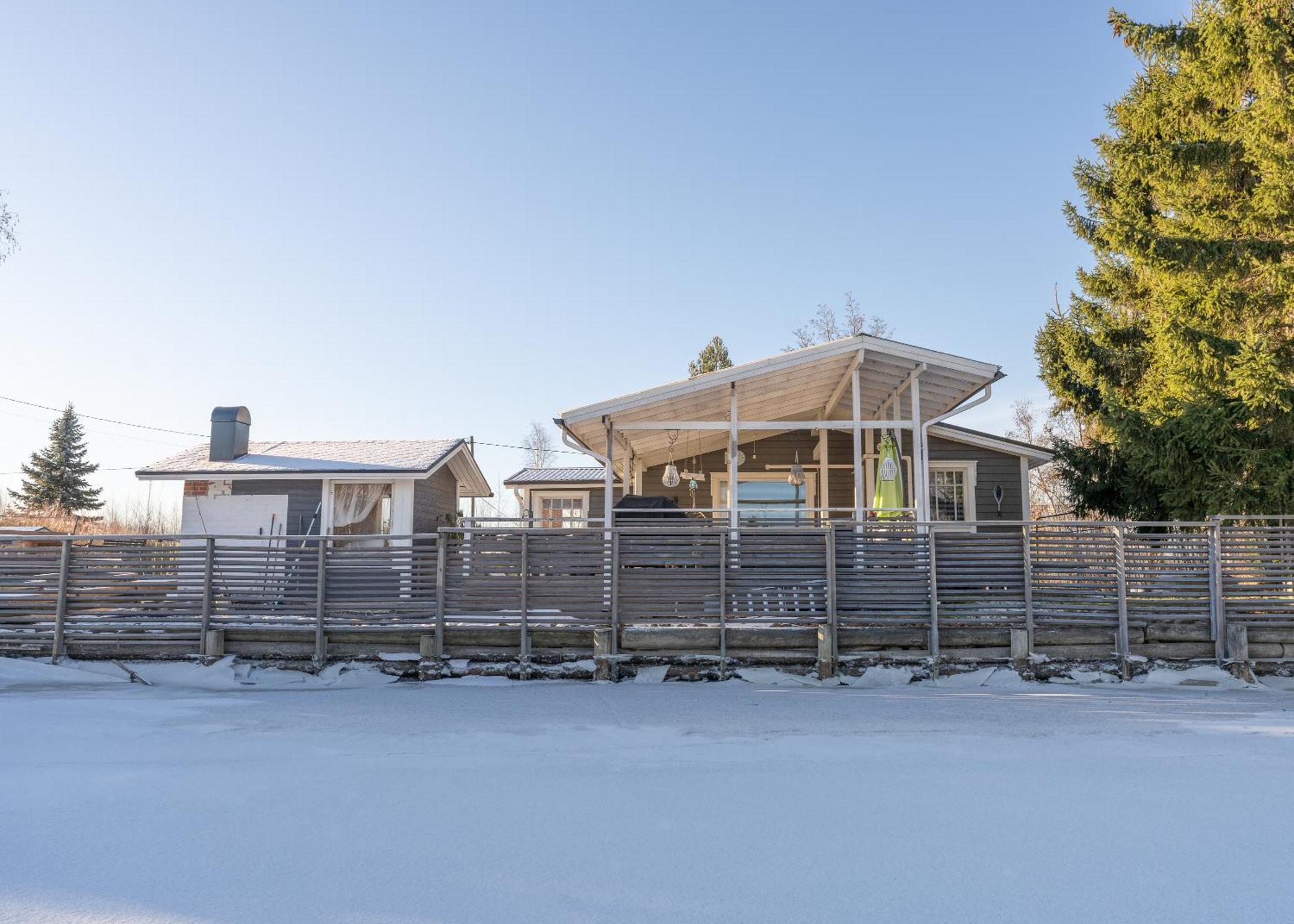 Villa Einola- Modern Rivercottage Порі Екстер'єр фото